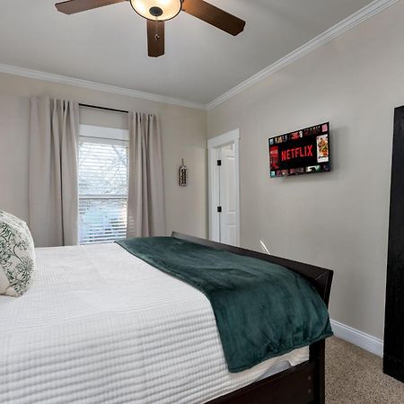 Downtown Wilmington Home ~ Pet Friendly Экстерьер фото