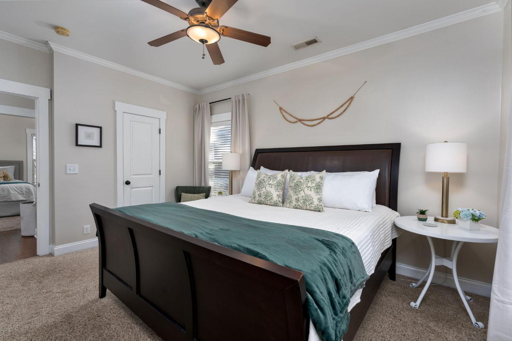 Downtown Wilmington Home ~ Pet Friendly Экстерьер фото